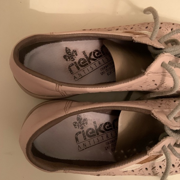 Rieker woman’s sneakers size 7-7.5 - Picture 3 of 9
